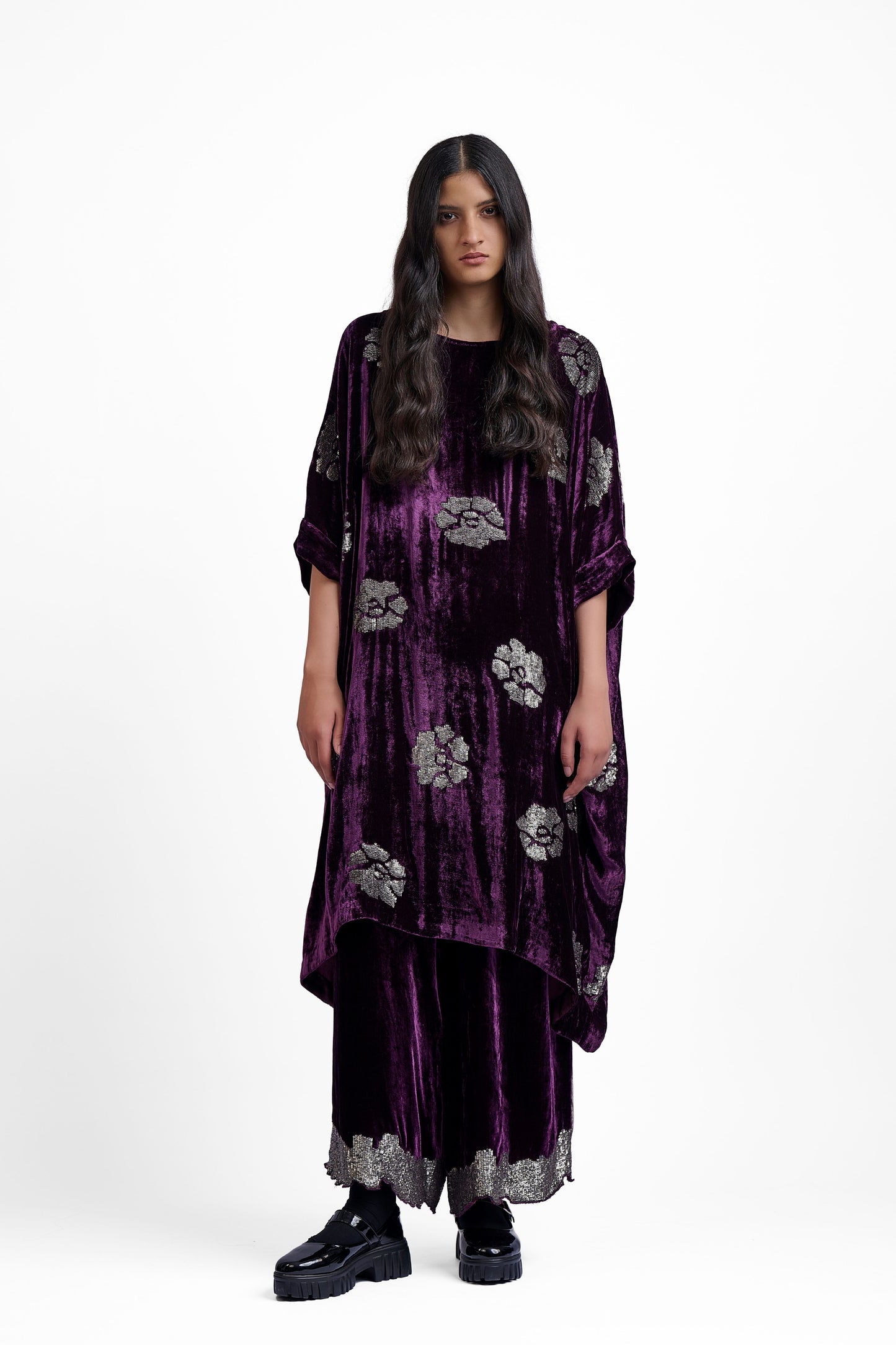 Wine Hand Sequined Kaftan