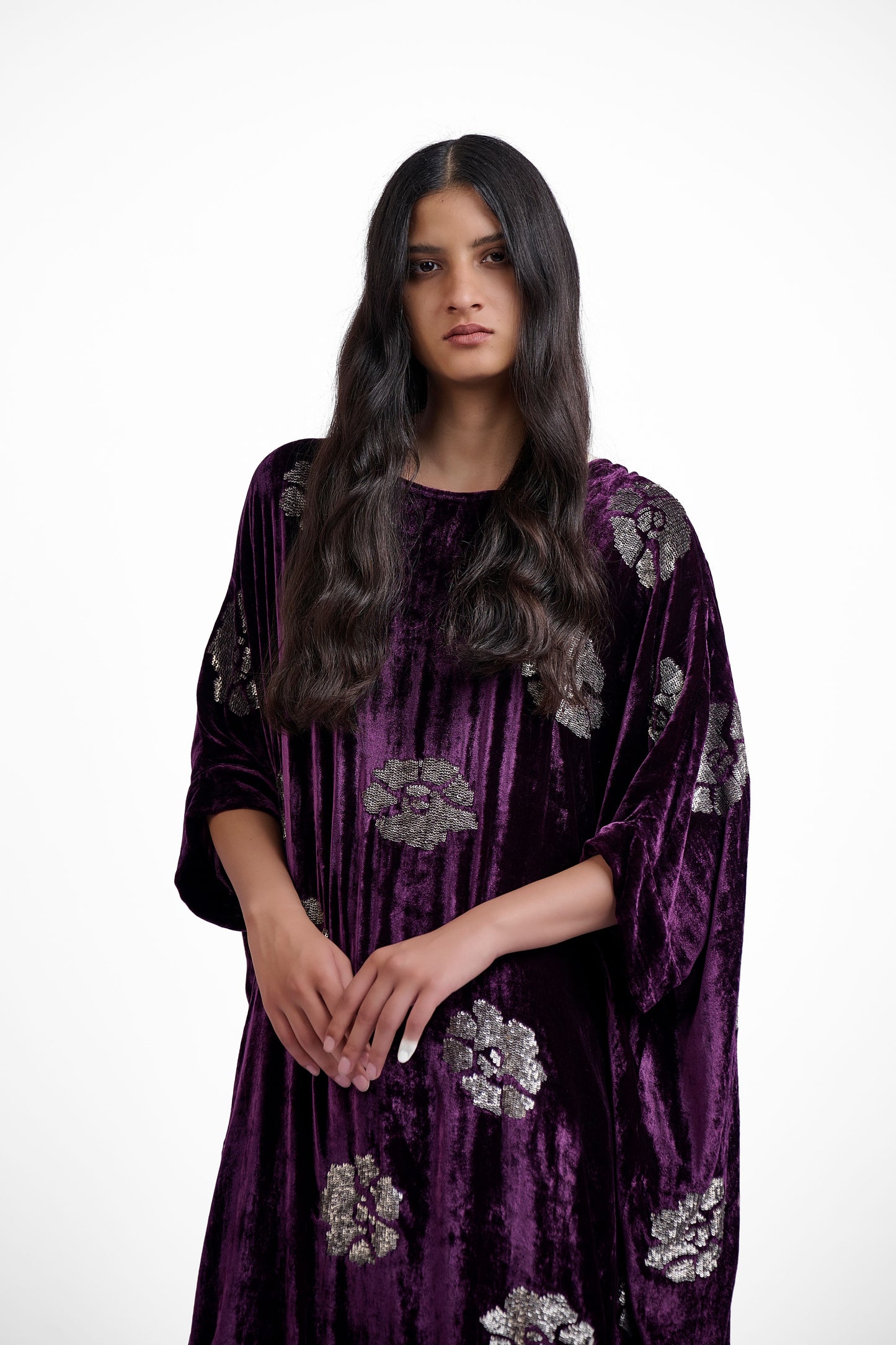 Wine Hand Sequined Kaftan