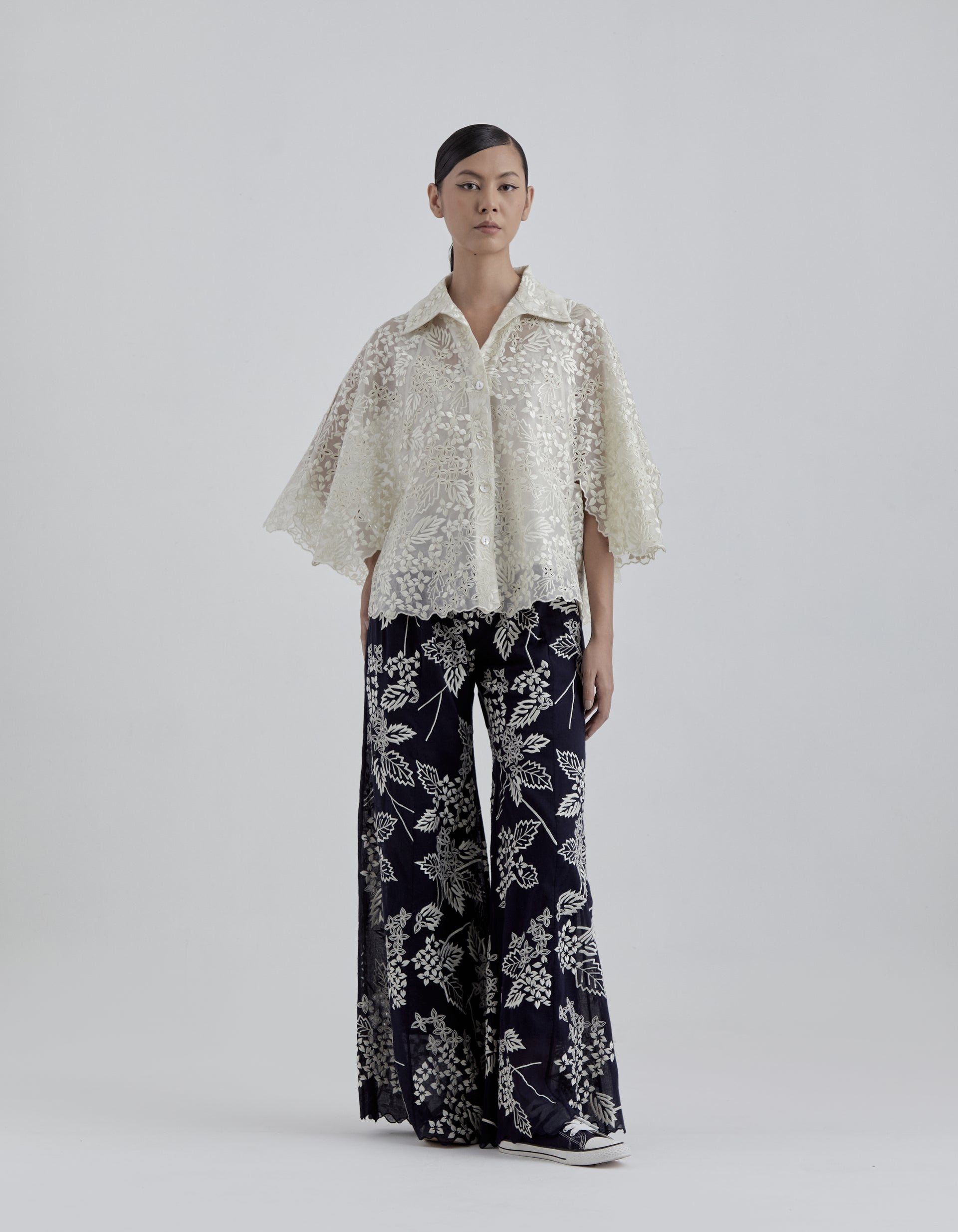 Ecru Damask Stitched Cutwork Cape Top