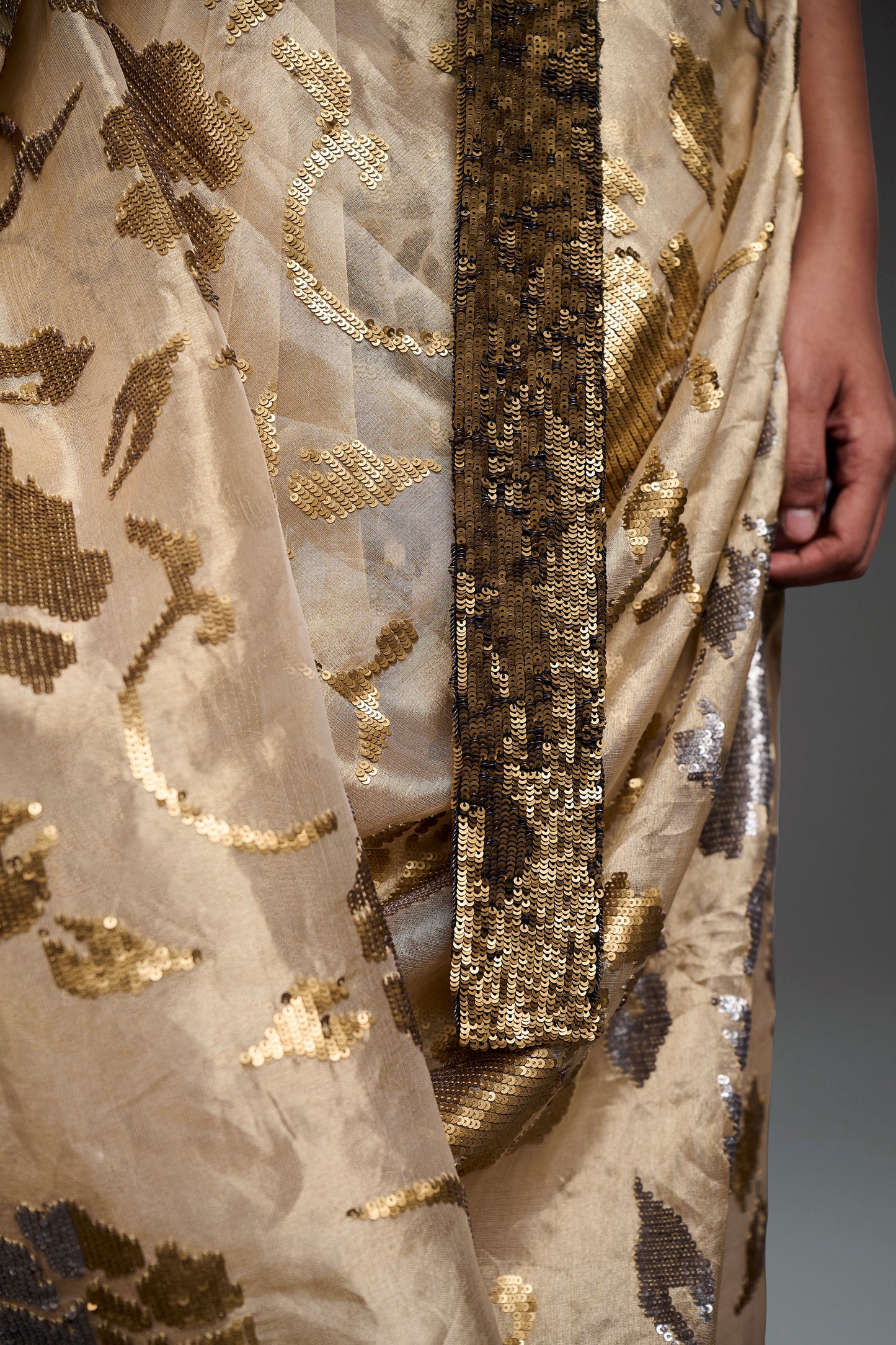 Gold Hand Sequined Tie